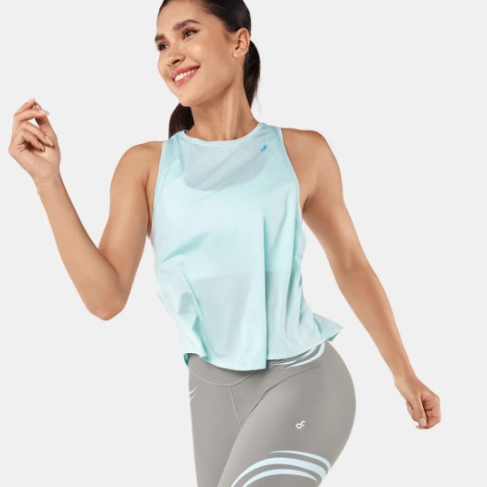 SpeedDry™ Tank Top NWT Light Blue / M